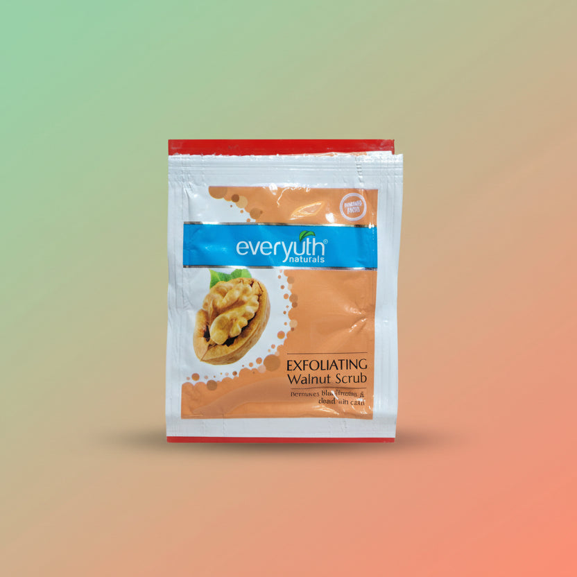 Everyuth Naturals Exfoliating Walnut Face Scrub Pouch