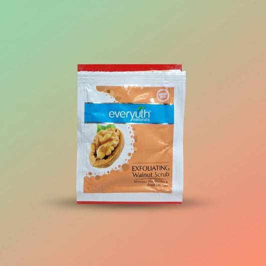 Everyuth Naturals Exfoliating Walnut Face Scrub Pouch